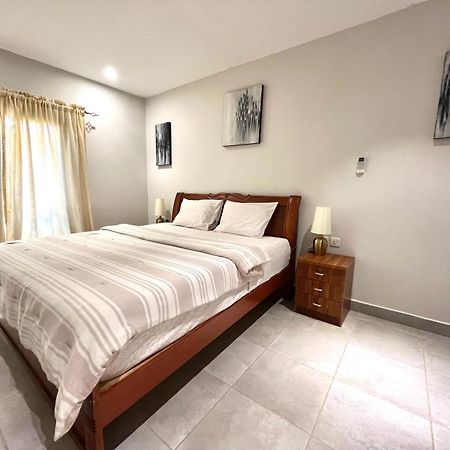 קולולי Forest View Luxury Apartment In 3Mins Walk To Beach Pool View Wifi מראה חיצוני תמונה